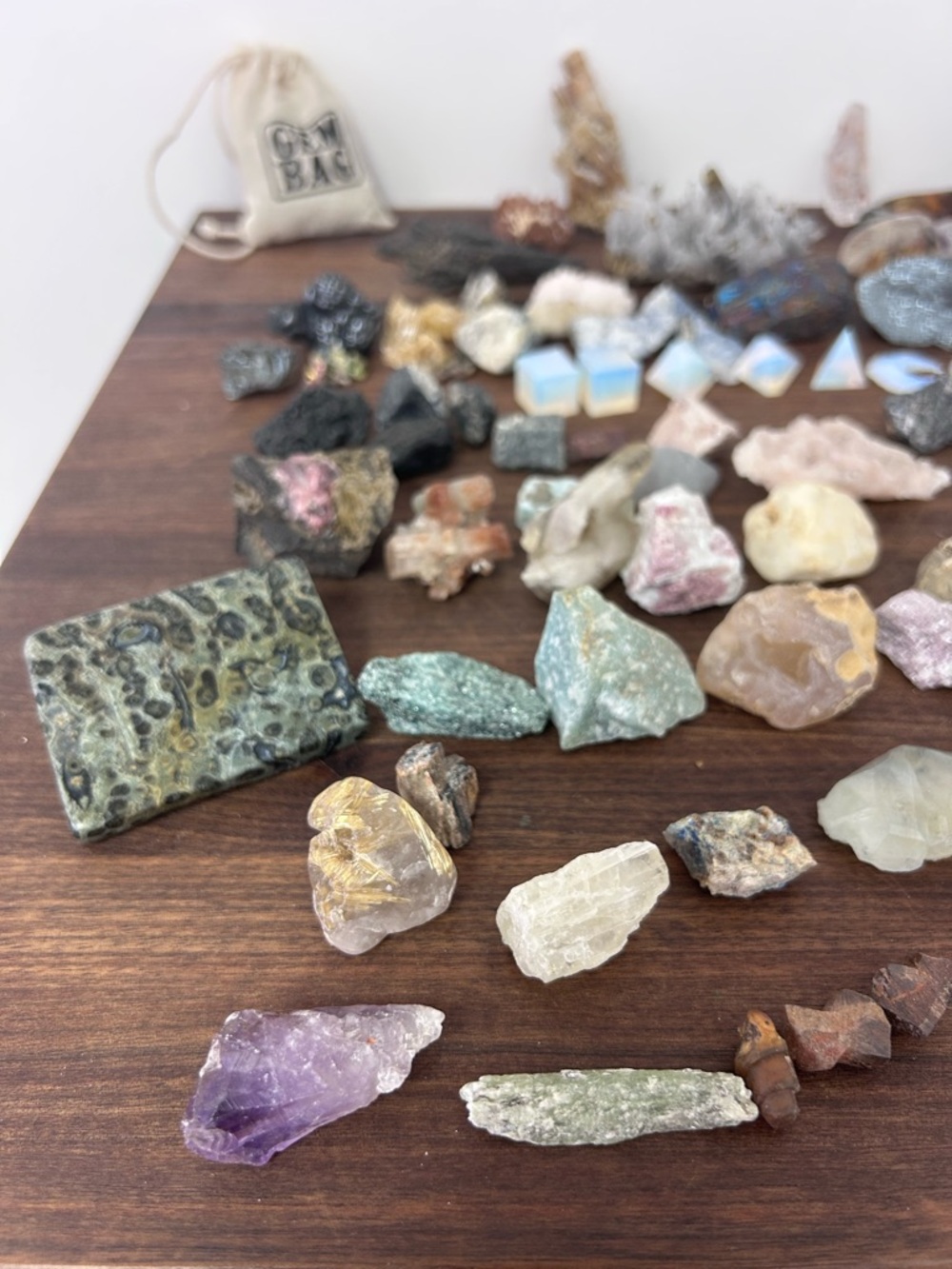 Large Crystal Collection Lot - Picture 2 of 7